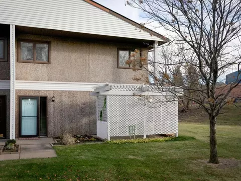 13742 Inglewood Ave, Savage, MN 55378