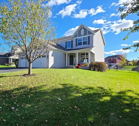 19563 Harmony Ave, Rogers, MN 55374