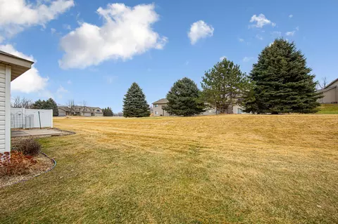 Exterior - 1111 25th Ave NW, Faribault, MN 55021 photo 4 of 7