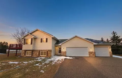 40566 Golden Ave, North Branch, MN 55056