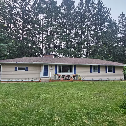 11220 Ridgemount Ave W, Plymouth, MN 55441