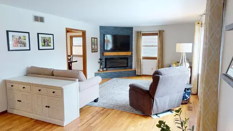 Living - 1915 6th Ave NW, Austin, MN 55912 photo 1 of 5