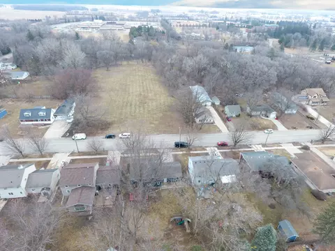 View/Area - 1915 6th Ave NW, Austin, MN 55912 photo 2 of 3