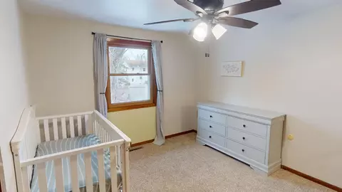 Bedroom - 1915 6th Ave NW, Austin, MN 55912 photo 3 of 8