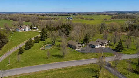 7352 Ahles Rd, Saint Cloud, MN 56301