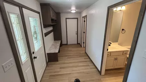 Entry Way - 7352 Ahles Rd, Saint Cloud, MN 56301 photo 1 of 1