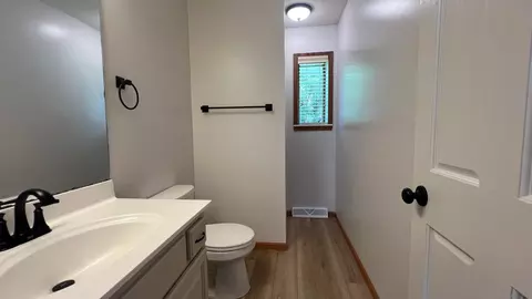 Bath - 7352 Ahles Rd, Saint Cloud, MN 56301 photo 5 of 5