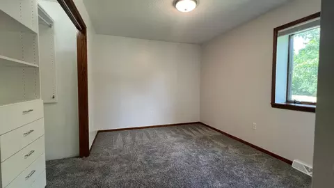 Bedroom - 7352 Ahles Rd, Saint Cloud, MN 56301 photo 6 of 10