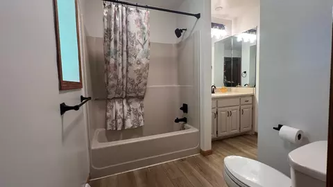 Bath - 7352 Ahles Rd, Saint Cloud, MN 56301 photo 1 of 5
