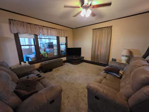 412 3rd St, Kenyon, MN 55946 photo 3