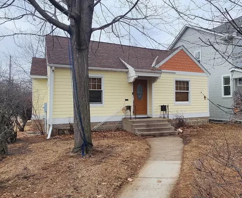 3901 Quail Ave N, Robbinsdale, MN 55422