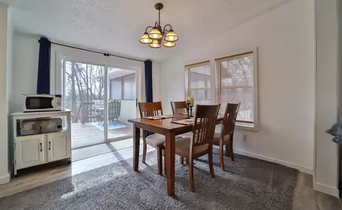 Dining - 2188 E Five Point Lake Dr NW, Hackensack, MN 56452 photo 2 of 3
