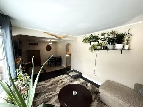 Living - 118 Vassar St, Duluth, MN 55803 photo 3 of 4
