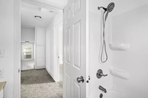 Entry Way - 4723 W 6th St, Duluth, MN 55807 photo 1 of 1