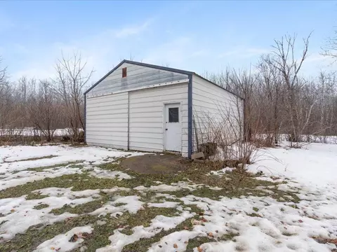Exterior - 12191 Oakridge Rd, Brainerd, MN 56401 photo 4 of 6