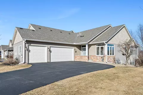 19822 Dawson Ln, Farmington, MN 55024