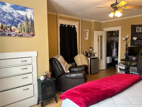 Bedroom - 1723 E 4th St, Duluth, MN 55812 photo 3 of 5