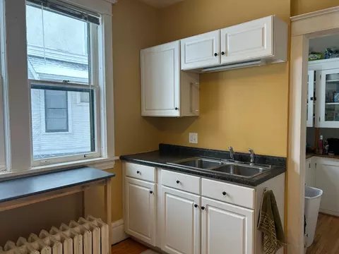 Kitchen - 1723 E 4th St, Duluth, MN 55812 photo 2 of 4