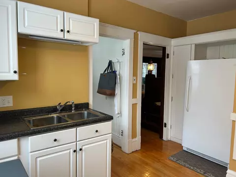 Kitchen - 1723 E 4th St, Duluth, MN 55812 photo 3 of 4