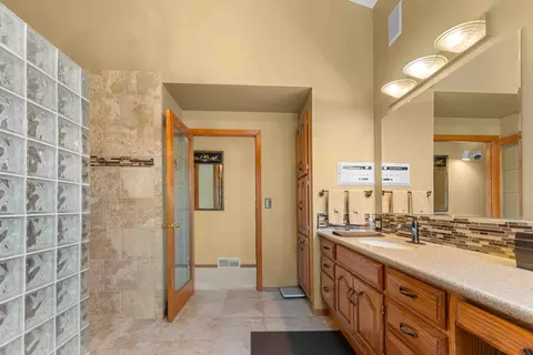Bath - 6294 State Highway 27, Wheaton, MN 56296 photo 4 of 6