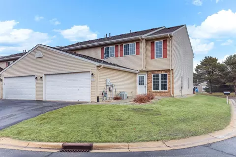 270 E Orchard St, Belle Plaine, MN 56011