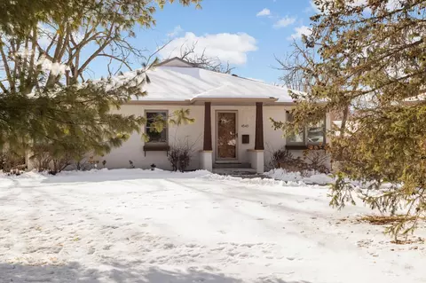4545 Douglas Ave, Golden Valley, MN 55416