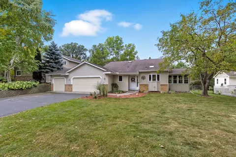 6255 Norwood Ln N, Maple Grove, MN 55369