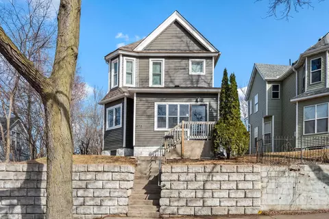 973 Jessamine Ave E, Saint Paul, MN 55106