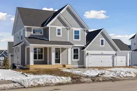 6525 Timber Arch Dr, Chaska, MN 55318