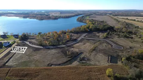 1330 Sunset Ln, Annandale, MN 55302