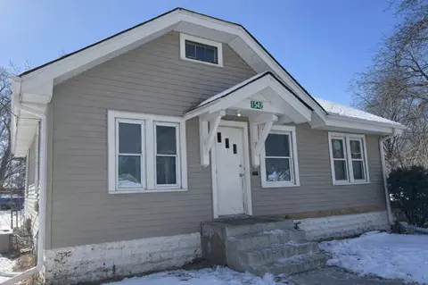 1542 Ivy Ave E, Saint Paul, MN 55106