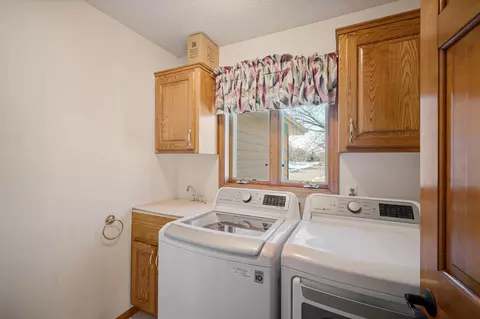11404 Rosemill Ct, Champlin, MN 55316 photo 26
