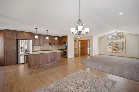 11404 Rosemill Ct, Champlin, MN 55316 photo 4