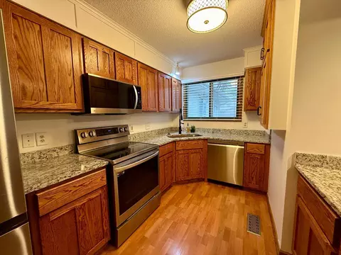 Kitchen - 8541 S Pond Trl, Champlin, MN 55316 photo 2 of 3