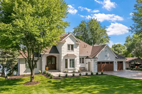14307 Shady Beach Trl NE, Prior Lake, MN 55372