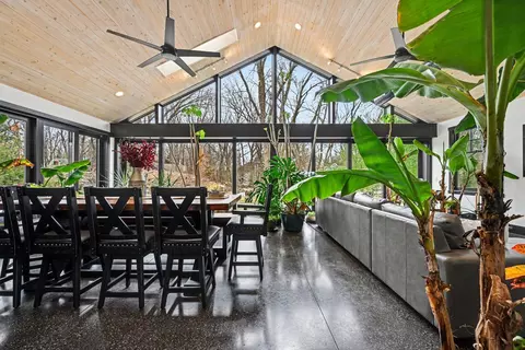 17145 9th Ave N, Plymouth, MN 55447