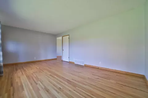 Living - 12108 Oakridge Rd, Brainerd, MN 56401 photo 4 of 7