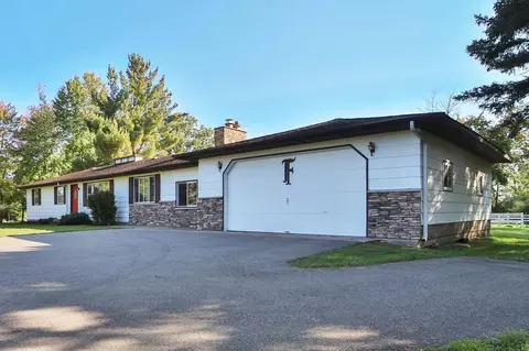 12108 Oakridge Rd, Brainerd, MN 56401