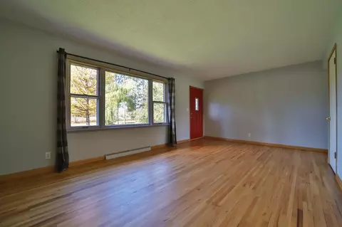 Living - 12108 Oakridge Rd, Brainerd, MN 56401 photo 3 of 7