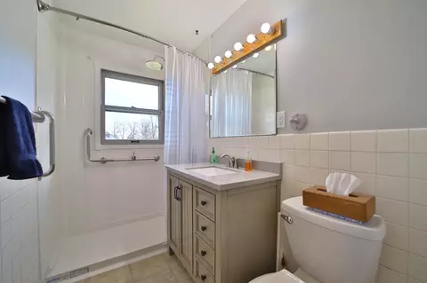 Bath - 12108 Oakridge Rd, Brainerd, MN 56401 photo 1 of 1