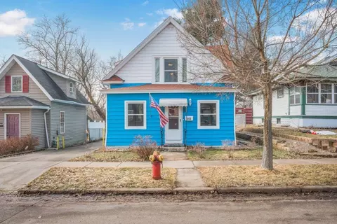 543 Gotzian St, Saint Paul, MN 55106