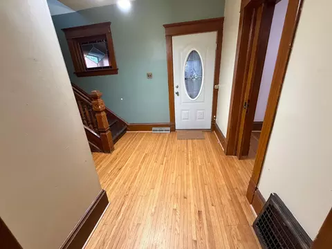 Entry Way - 16604 750th Ave, Albert Lea, MN 56007 photo 2 of 2