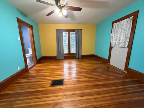 Living - 16604 750th Ave, Albert Lea, MN 56007 photo 2 of 2