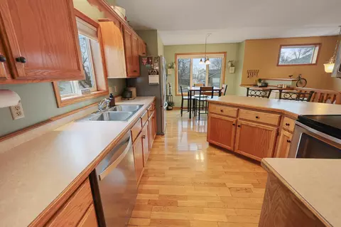 400 Elder Cir NW, Saint Michael, MN 55376 photo 4