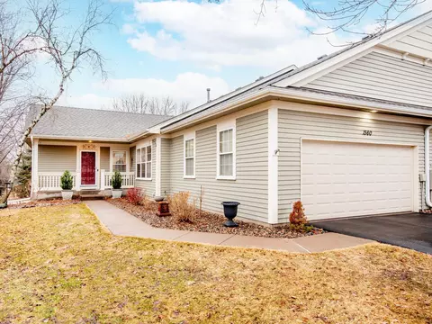 1560 Glenbeigh Knls, Woodbury, MN 55125
