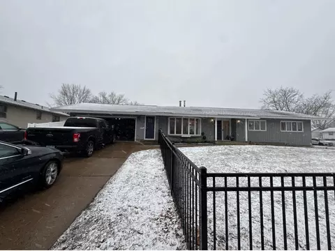 2060 13th St N, Saint Cloud, MN 56303