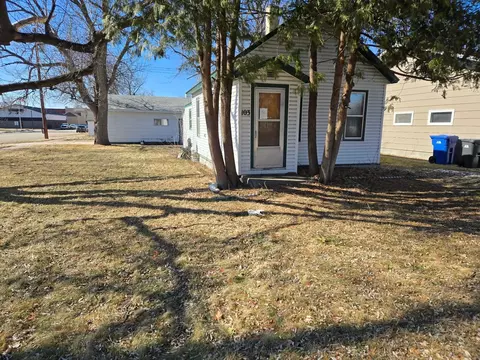 103 3rd St NE, Barnesville, MN 56514