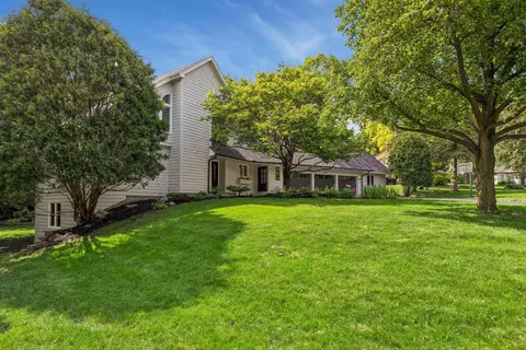 5804 Schaefer Rd, Edina, MN 55436