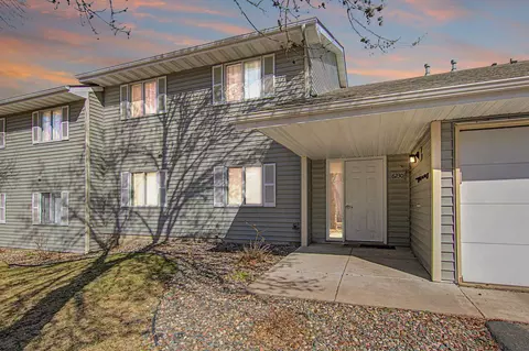 6230 Magda Dr #A, Maple Grove, MN 55369