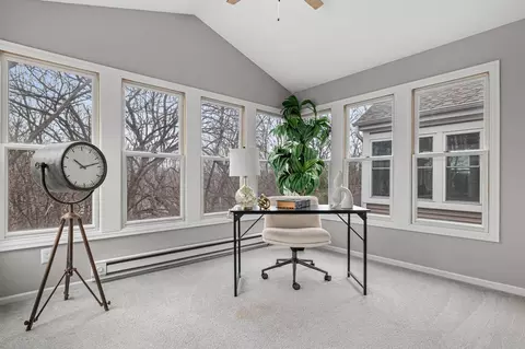 15024 Windemere Ln, Burnsville, MN 55306